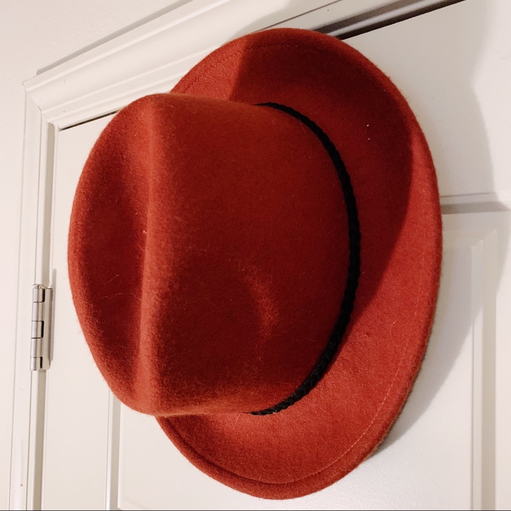 Firm brim hat